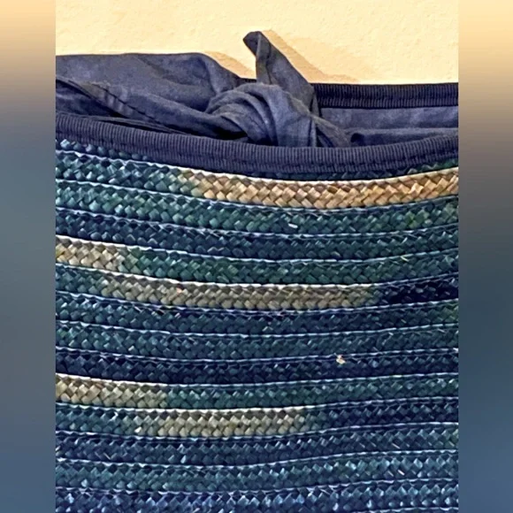 [SOLD] Vintage Holt Renfrew straw purse with waxed canvas - Picture 10 of 12